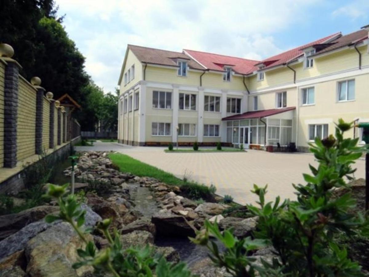Zhyttedar Ulanov Exteriör bild