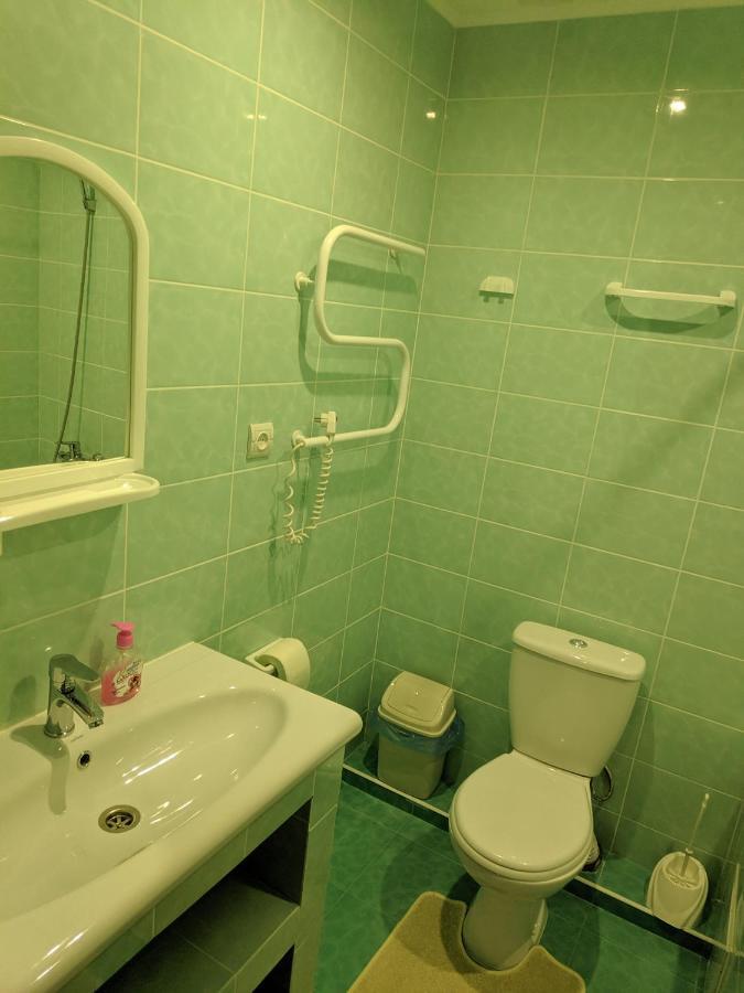Zhyttedar Ulanov Exteriör bild